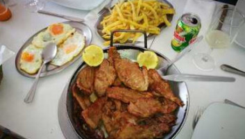 Restaurante O Golfinho food