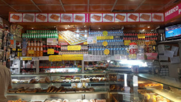 Pastelaria Moderna food
