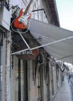 CafÉ Del Rock outside