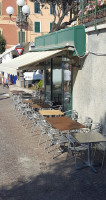 Confeitaria Henrique Carvalho outside